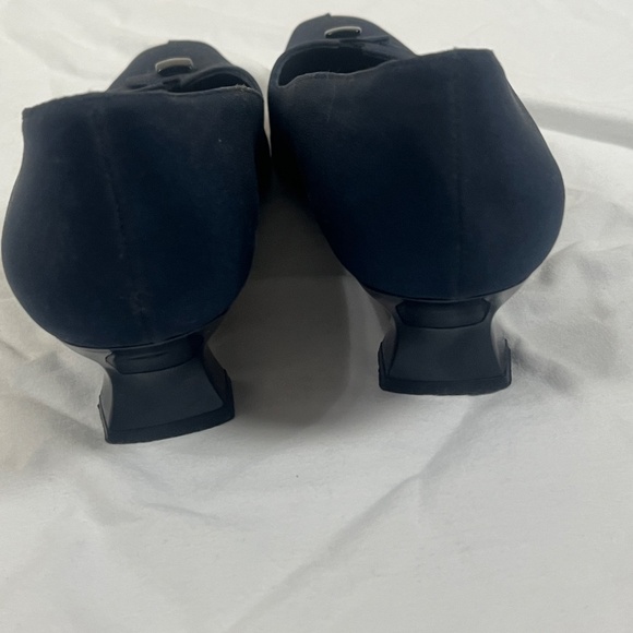 Stuart Weitzman Women Kitten Heel Square Toe Sz 8.5 Navy Blue Office Work - Picture 4 of 6